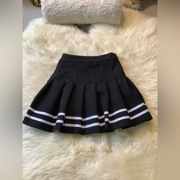 H&M Skirt for kids or prè teens - Picture 1 of 3